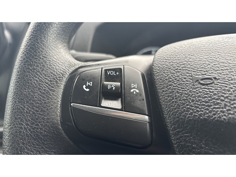 2.0 350 EcoBlue Leader Chassis Double Cab 4dr Diesel Manual RWD L3 Euro 6 (s/s) (130 ps)