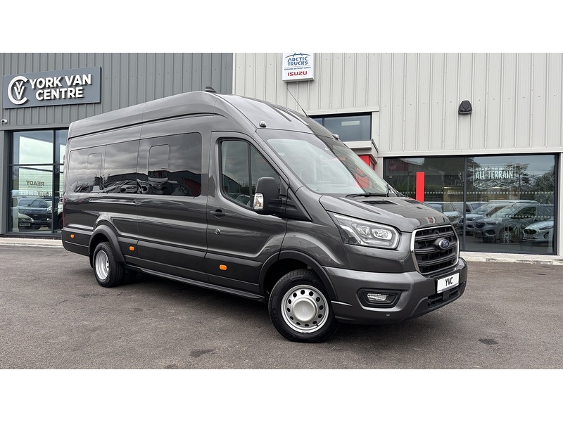 Ford 2.0 460 EcoBlue Limited Minibus Double Cab 5dr Diesel Auto RWD L4 H3 Euro 6 (s/s) (17 Seat, DRW) (165 ps)