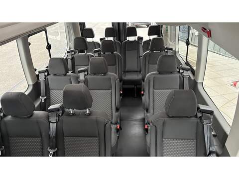 2.0 460 EcoBlue Limited Minibus Double Cab 5dr Diesel Auto RWD L4 H3 Euro 6 (s/s) (17 Seat, DRW) (165 ps)