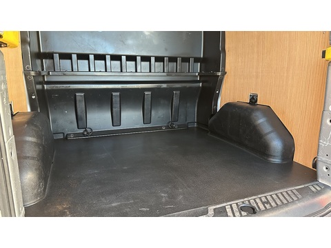 2.0 300 EcoBlue Limited Crew Van Double Cab 5dr Diesel Manual L1 H1 Euro 6 (s/s) (6 Seat) (130 ps)