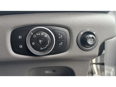 2.0 350 EcoBlue Trend Crew Van Double Cab 5dr Diesel Manual L3 H2 Euro 6 (s/s) (130 ps)