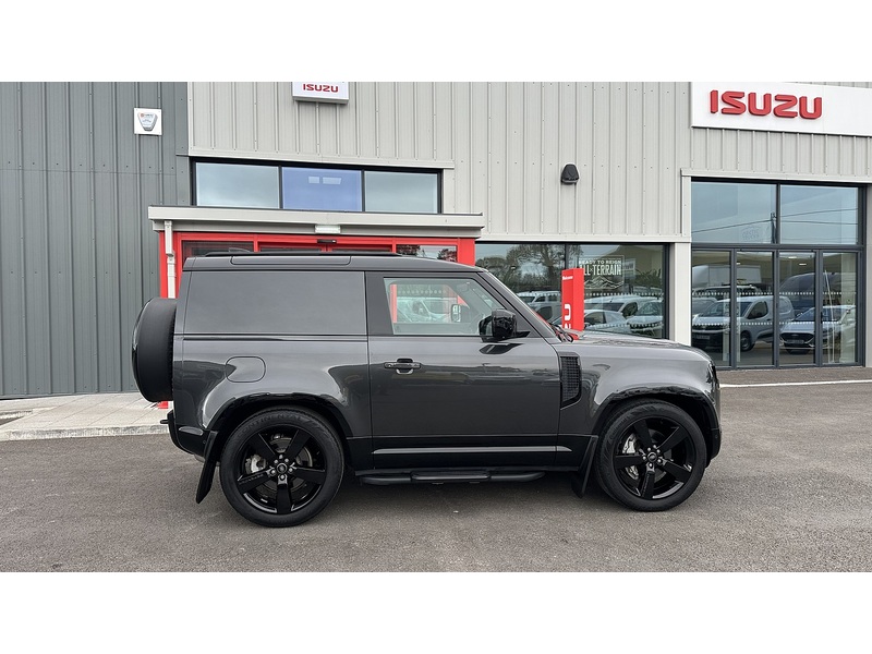 Land Rover 3.0 D300 MHEV X-Dynamic HSE Hard Top SUV 3dr Diesel Auto 4WD SWB Euro 6 (s/s) (300 ps)