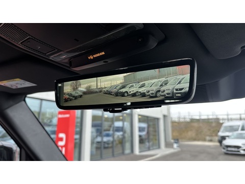 3.0 D300 MHEV X-Dynamic HSE Hard Top SUV 3dr Diesel Auto 4WD SWB Euro 6 (s/s) (300 ps)