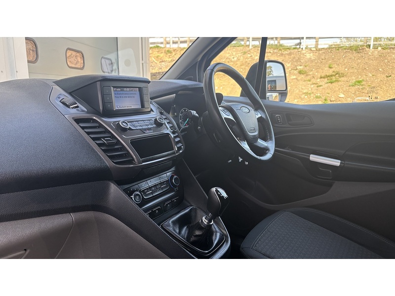 Ford 1.5 220 EcoBlue Trend Panel Van 5dr Diesel Manual L1 Euro 6 (s/s) (100 ps)