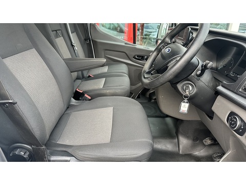 2.0 350 EcoBlue HD Leader Chassis Double Cab 4dr Diesel Manual RWD L4 Euro 6 (s/s) (130 ps)