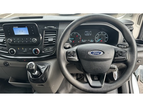 2.0 350 EcoBlue HD Leader Chassis Double Cab 4dr Diesel Manual RWD L4 Euro 6 (s/s) (130 ps)