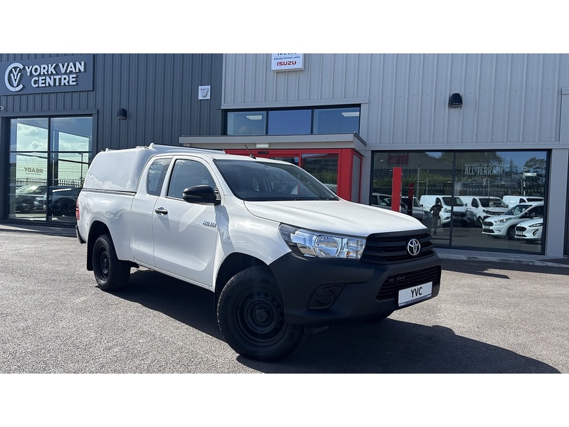 Toyota 2.4 D-4D Active Extra Pickup Extended Cab 4dr Diesel Manual 4WD Euro 6 (s/s) (150 ps)