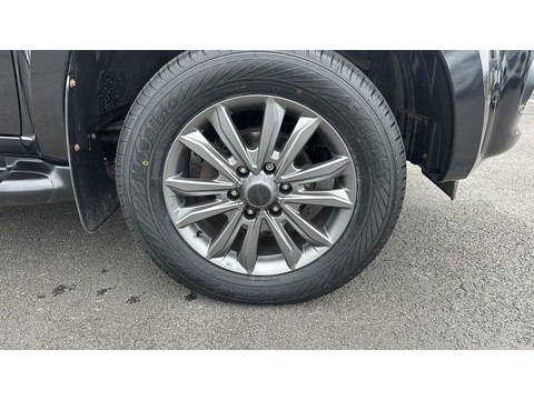 1.9 TD Blade Pickup Double Cab 4dr Diesel Auto 4WD Euro 6 (164 ps)