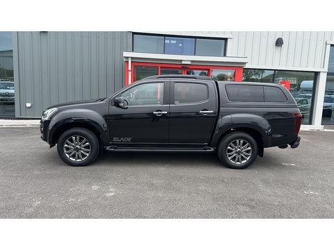 1.9 TD Blade Pickup Double Cab 4dr Diesel Auto 4WD Euro 6 (164 ps)