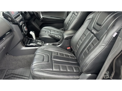 1.9 TD Blade Pickup Double Cab 4dr Diesel Auto 4WD Euro 6 (164 ps)