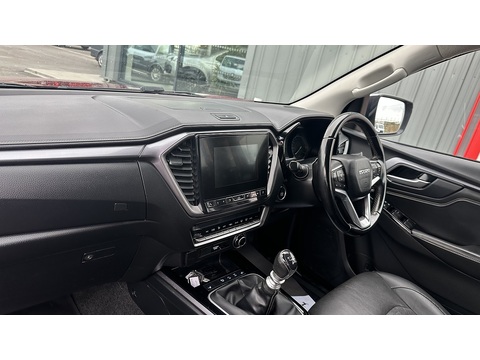 1.9 TD DL40 Pickup Double Cab 4dr Diesel Manual 4WD Euro 6 (s/s) (164 ps)
