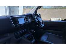 Vauxhall Vivaro Turbo D 2700 Sportive 