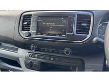 Vauxhall Vivaro Turbo D 2700 Sportive 