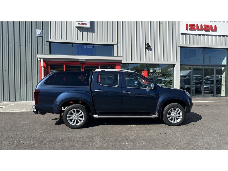 Isuzu 2.5 TD Utah Huntsman Pickup 4dr Diesel Manual 4x4 (192 g/km, 161 bhp)