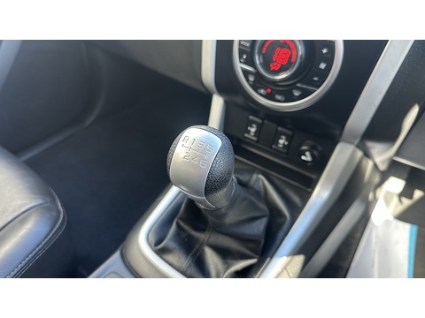 2.5 TD Utah Huntsman Pickup 4dr Diesel Manual 4x4 (192 g/km, 161 bhp)