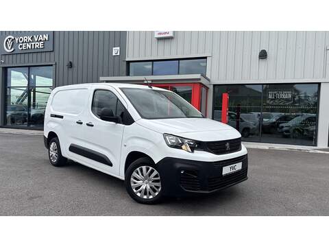 1.5 BlueHDi 850 Professional Premium Long Crew Van Double Cab 6dr Diesel Manual LWB Euro 6 (100 bhp)