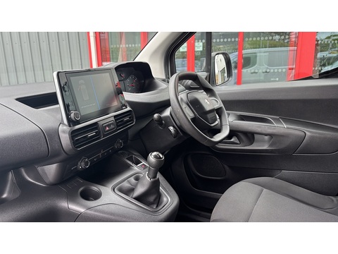 1.5 BlueHDi 850 Professional Premium Long Crew Van Double Cab 6dr Diesel Manual LWB Euro 6 (100 bhp)