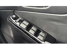2025 75 PRE REG ISUZU D-MAX 1.9 V-CROSS COMMERCIAL AUTO 4WD