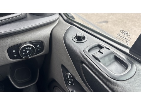 Custom 2.0 Trend 300 Panel Van L1H1