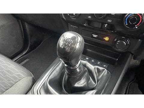 1.9 TD DL20 Pickup Double Cab 4dr Diesel Manual 4WD Euro 6 (s/s) (164 ps)