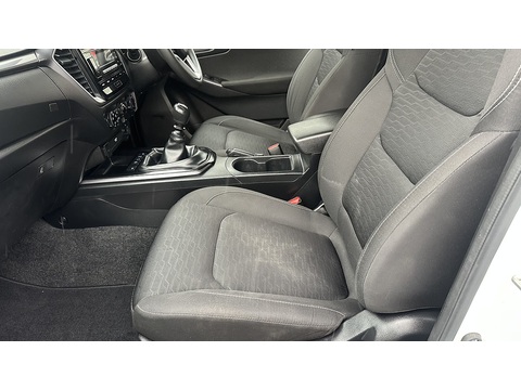 1.9 TD DL20 Pickup Double Cab 4dr Diesel Manual 4WD Euro 6 (s/s) (164 ps)