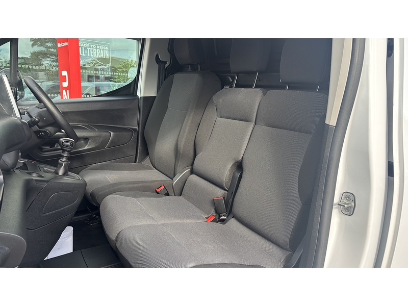 Toyota 1.5 BlueHDi Icon Short Panel Van 5dr Diesel Manual SWB Euro 6 (s/s) (100 bhp)