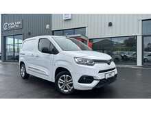 Toyota PROACE CITY BlueHDi Design 