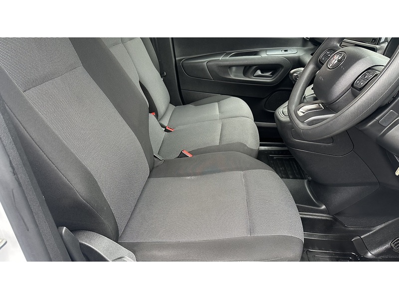 Toyota 1.5 BlueHDi Design Short Panel Van 5dr Diesel Manual SWB Euro 6 (s/s) (100 bhp)