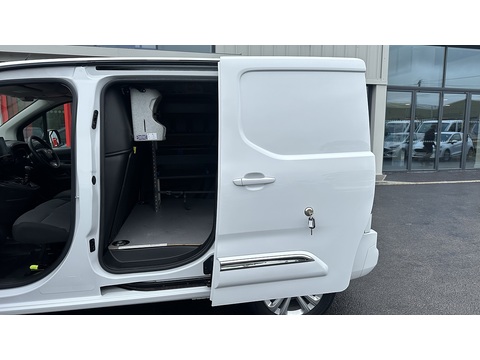 1.5 BlueHDi Design Short Panel Van 5dr Diesel Manual SWB Euro 6 (s/s) (100 bhp)