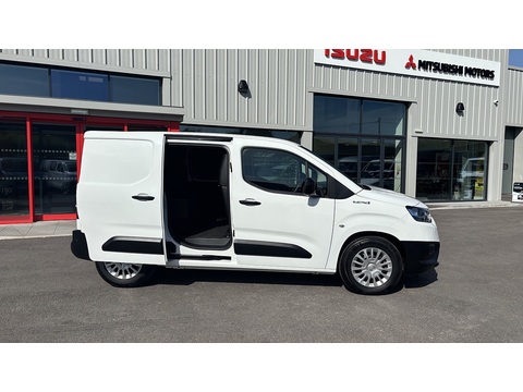 50kWh Icon Short Panel Van 5dr Electric Auto SWB (7kW OBC) (136 ps)