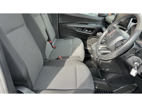 1.2 1000 PureTech Driver M Pro Panel Van 5dr Petrol Manual SWB Euro 6 (s/s) (110 ps)