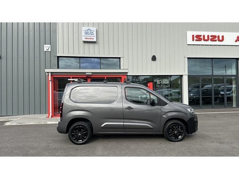 1.2 1000 PureTech Driver M Pro Panel Van 5dr Petrol Manual SWB Euro 6 (s/s) (110 ps)