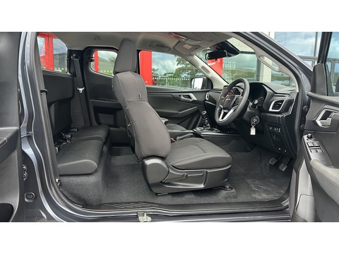 1.9 TD DL20 Pickup Extended Cab 2dr Diesel Manual 4WD Euro 6 (s/s) (164 ps)