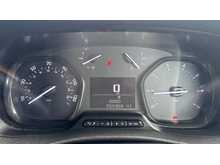 Vauxhall Vivaro SWB 2900 1.5 100ps Dynamic