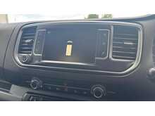 Vauxhall Vivaro SWB 2900 1.5 100ps Dynamic