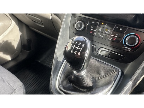1.5 200 EcoBlue Limited Panel Van 5dr Diesel Manual L1 Euro 6 (s/s) (120 ps)
