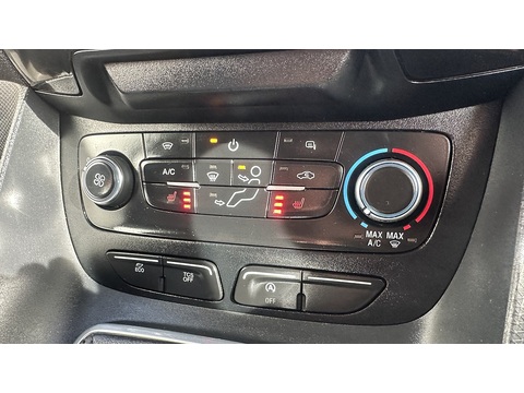 1.5 200 EcoBlue Limited Panel Van 5dr Diesel Manual L1 Euro 6 (s/s) (120 ps)