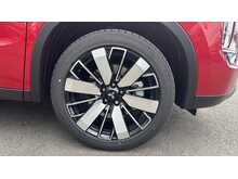 BRAND NEW MITSUBISHI OUTLANDER NATIVA 2.4 AUTO PETROL HYBRID