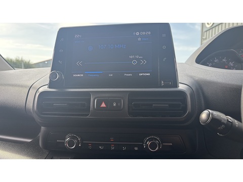 1.5 BlueHDi 1000 Professional Premium + Standard Panel Van 5dr Diesel Manual SWB Euro 6 (s/s) (100 bhp)