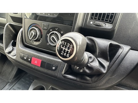 Boxer  Chassis Cab 2.2 Manual Diesel
