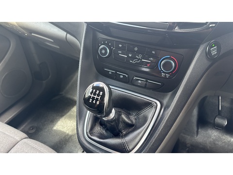 1.5 240 EcoBlue Limited Panel Van 5dr Diesel Manual L2 Euro 6 (s/s) (120 ps)