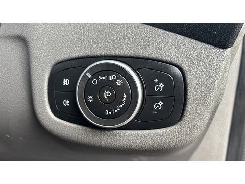 1.5 240 EcoBlue Limited Panel Van 5dr Diesel Manual L2 Euro 6 (s/s) (120 ps)