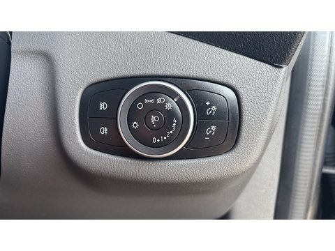 1.5 200 EcoBlue Limited Panel Van 5dr Diesel Auto L1 Euro 6 (s/s) (120 ps)