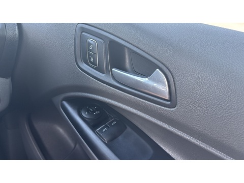 1.5 200 EcoBlue Limited Panel Van 5dr Diesel Auto L1 Euro 6 (s/s) (120 ps)