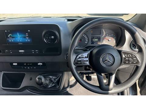 2.0 315 CDI Premium Panel Van 5dr Diesel Manual FWD L2 H2 Euro 6 (s/s) (150 ps)