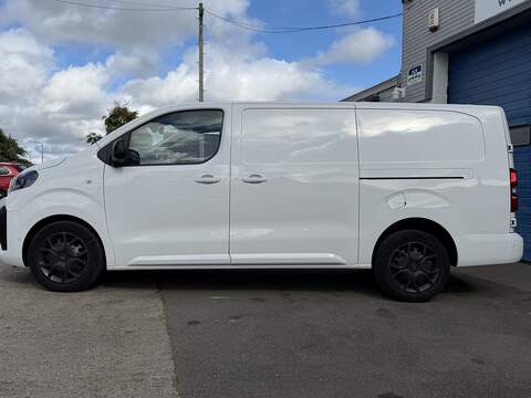 Citroen Dispatch 1.5 BlueHDi Driver XL Panel Van 6dr Diesel Manual LWB Euro 6 (s/s) (120 ps) - U4485