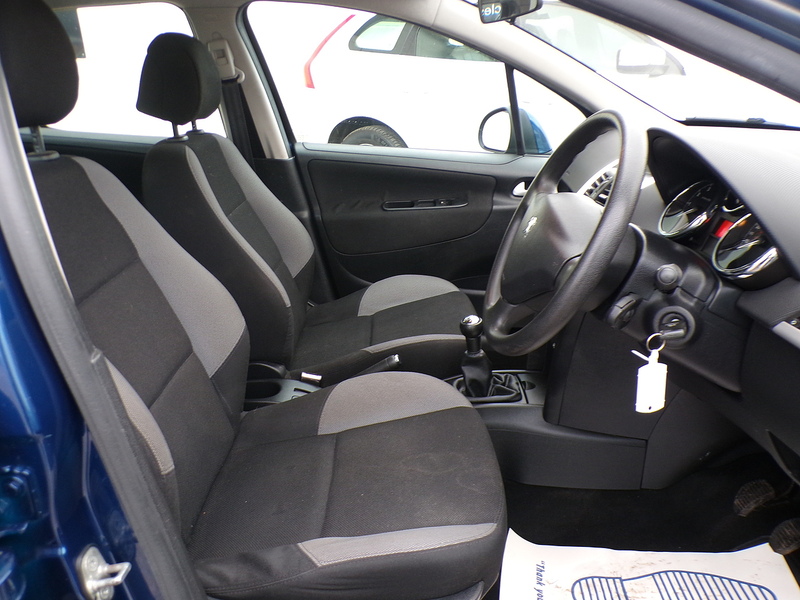 Peugeot 207 S - U1275