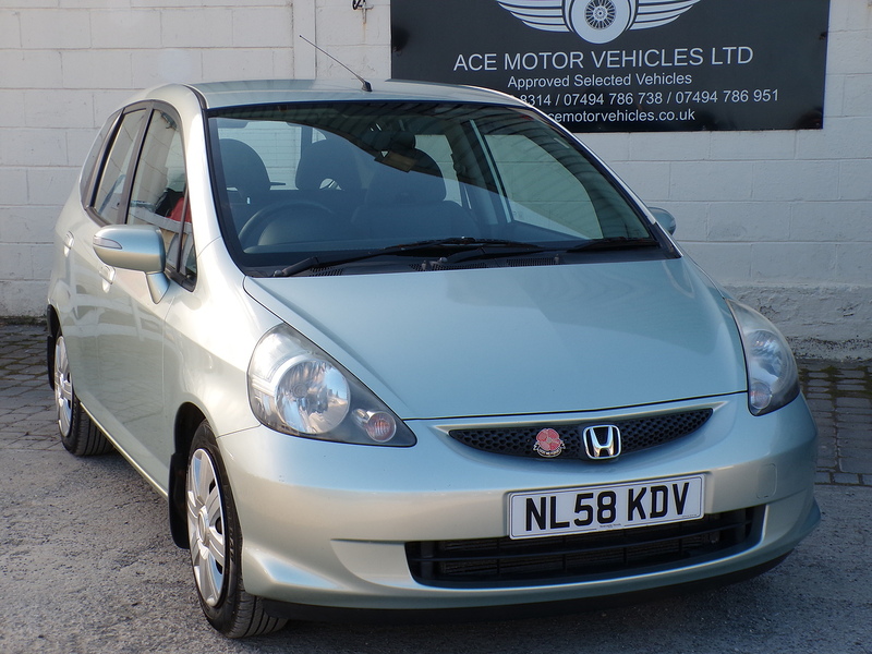 Honda Jazz i-DSI SE - U1365