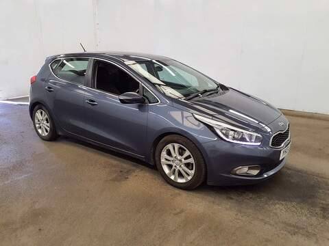 Kia Ceed 3.0 4dr Pickup AUTOMATIC Diesel 3.0 4dr Pickup Automatic DIESEL