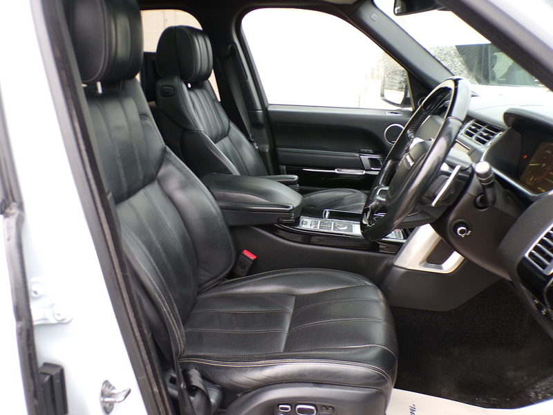 Land Rover Range Rover SD V8 Autobiography - U1565